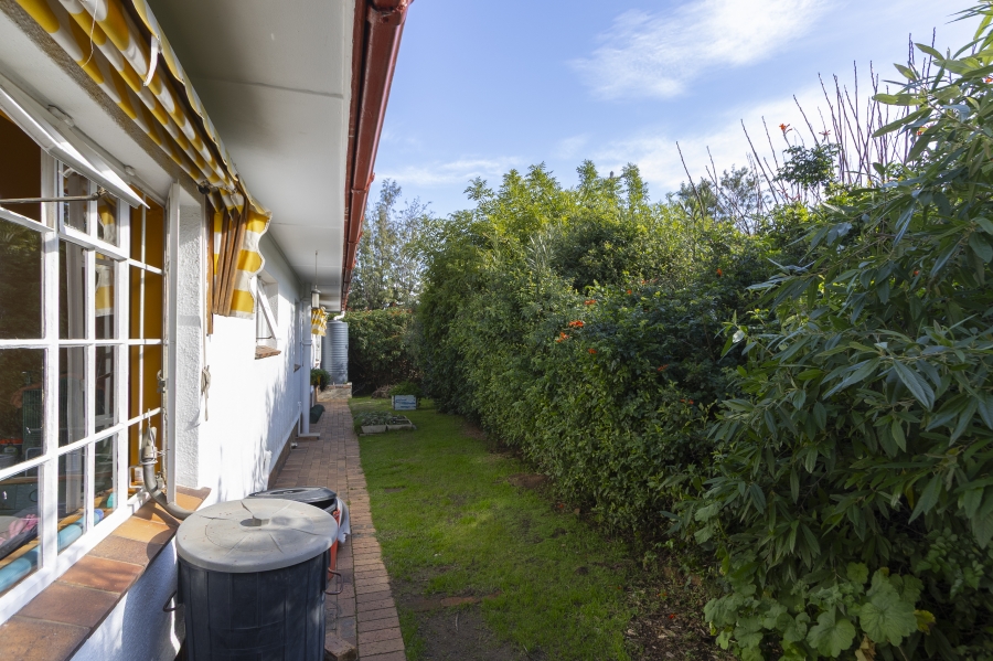 3 Bedroom Property for Sale in Roundhay Western Cape